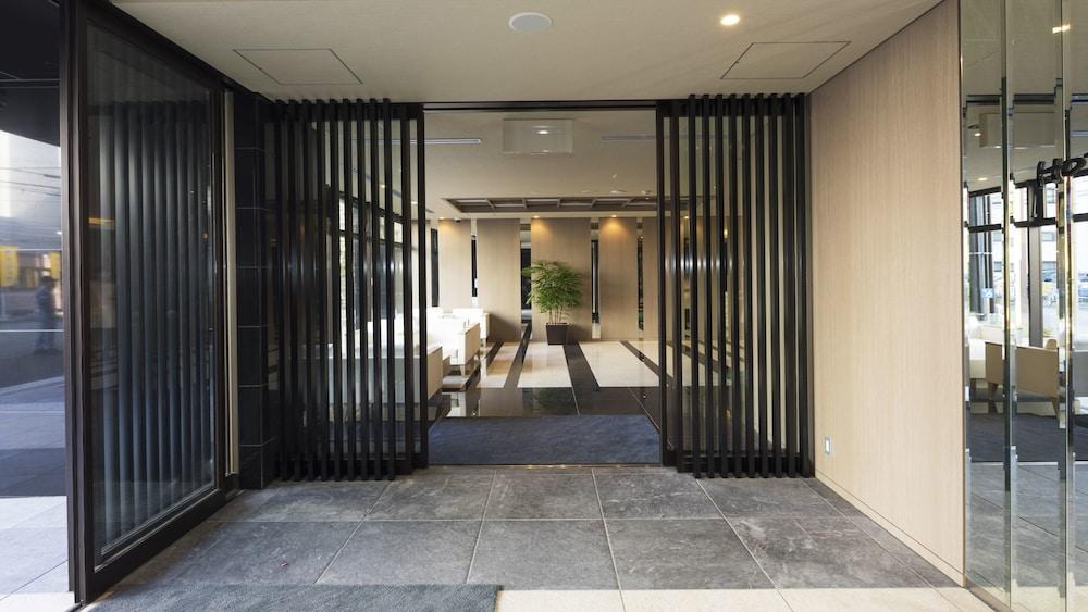 Hotel Wbf Namba Motomachi Osaka Bagian luar foto